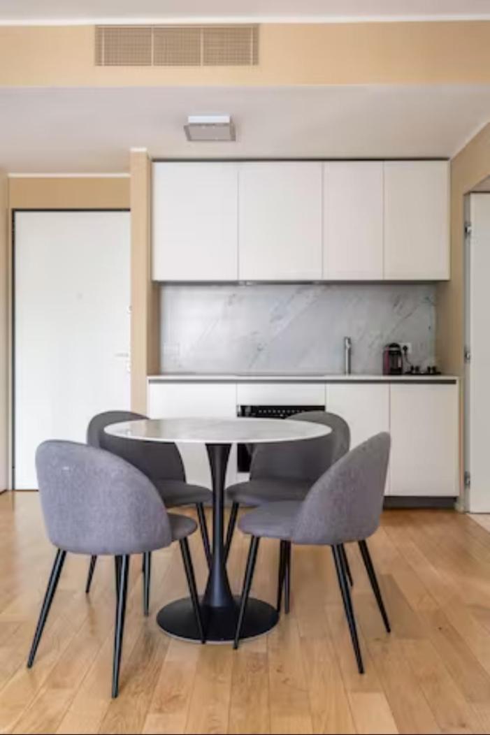 Luxury Apartment Milan Central Milão Exterior foto